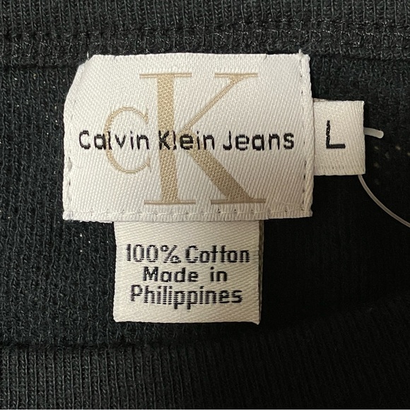 NWT Vintage Calvin Klein Jeans Mesh Style Black Cotton Tee - Picture 6 of 8
